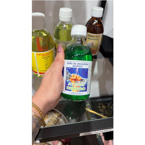 Baño de descarga y despojo (Atrae el dinero)