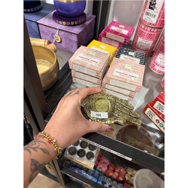 Defumador mano de budha meditación