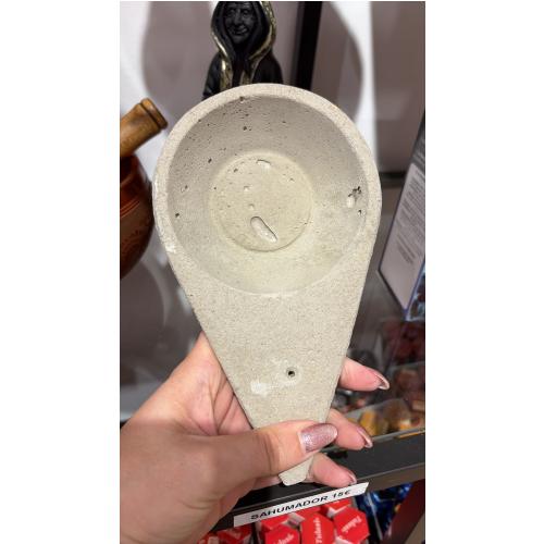 Doble sahumador de cemento, de carbón e incienso