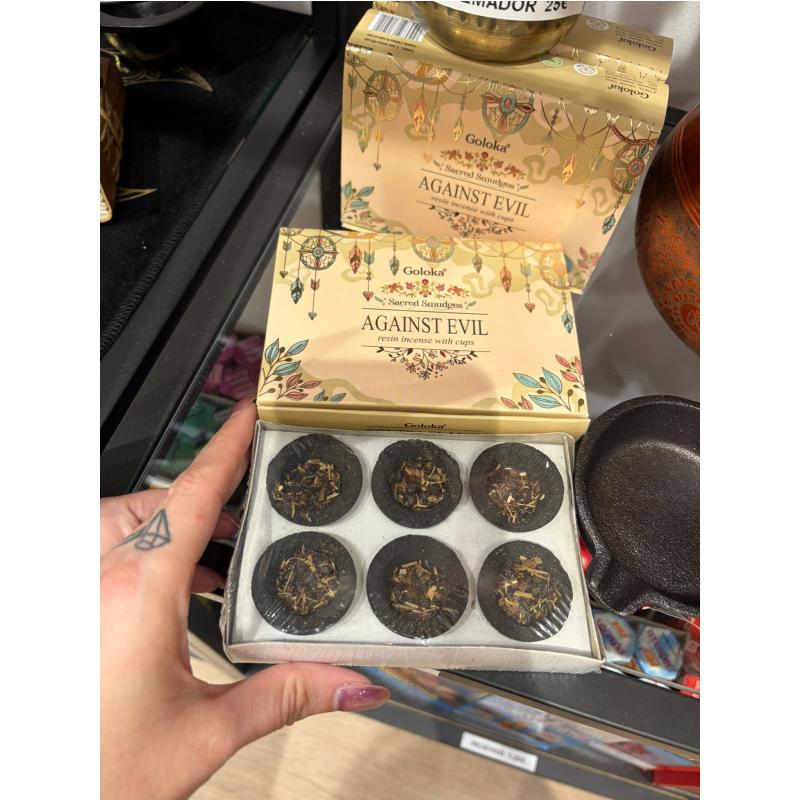 Carbón con hierbas (contra el mal)